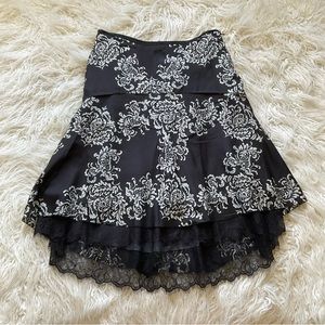 WHBM SILK PAISLEY‎ SKIRT